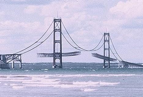 mackinac bridge built date